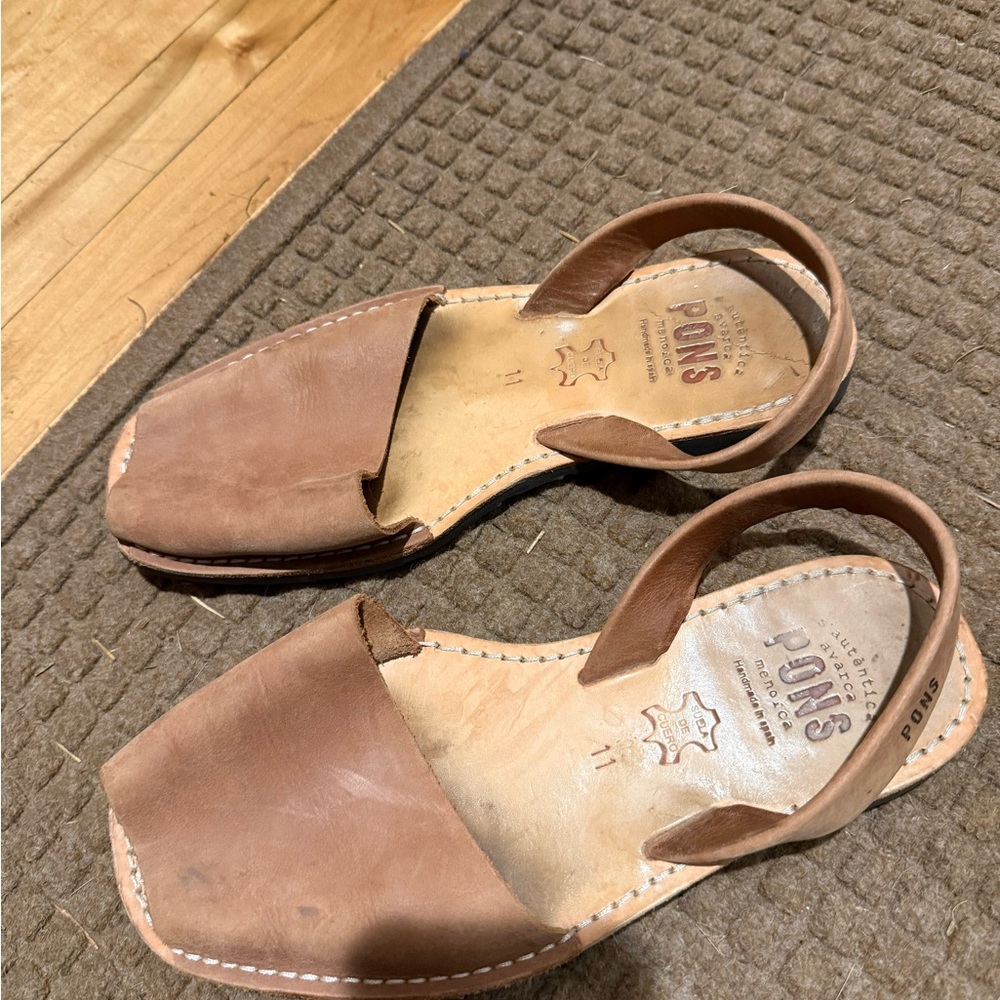 Pons Brown Sandals